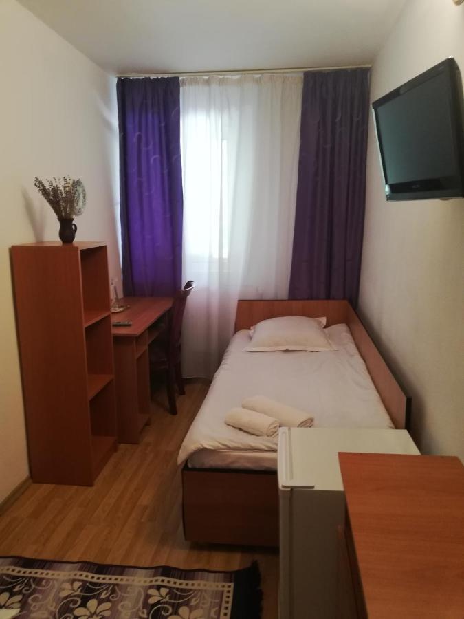 Pensiunea Broscuta Horezu Exteriér fotografie
